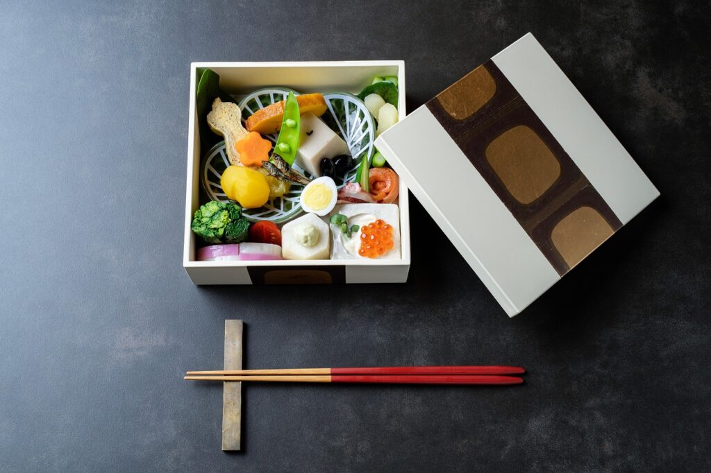 高級おせちで元旦の食卓を華やかに映える方法は？